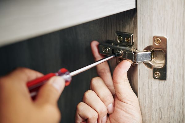 Professional Cabinet Hinge Installation